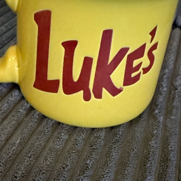 Gilmore Girls Yellow Mug- LUKE’S- NWT - Picture 3 of 6
